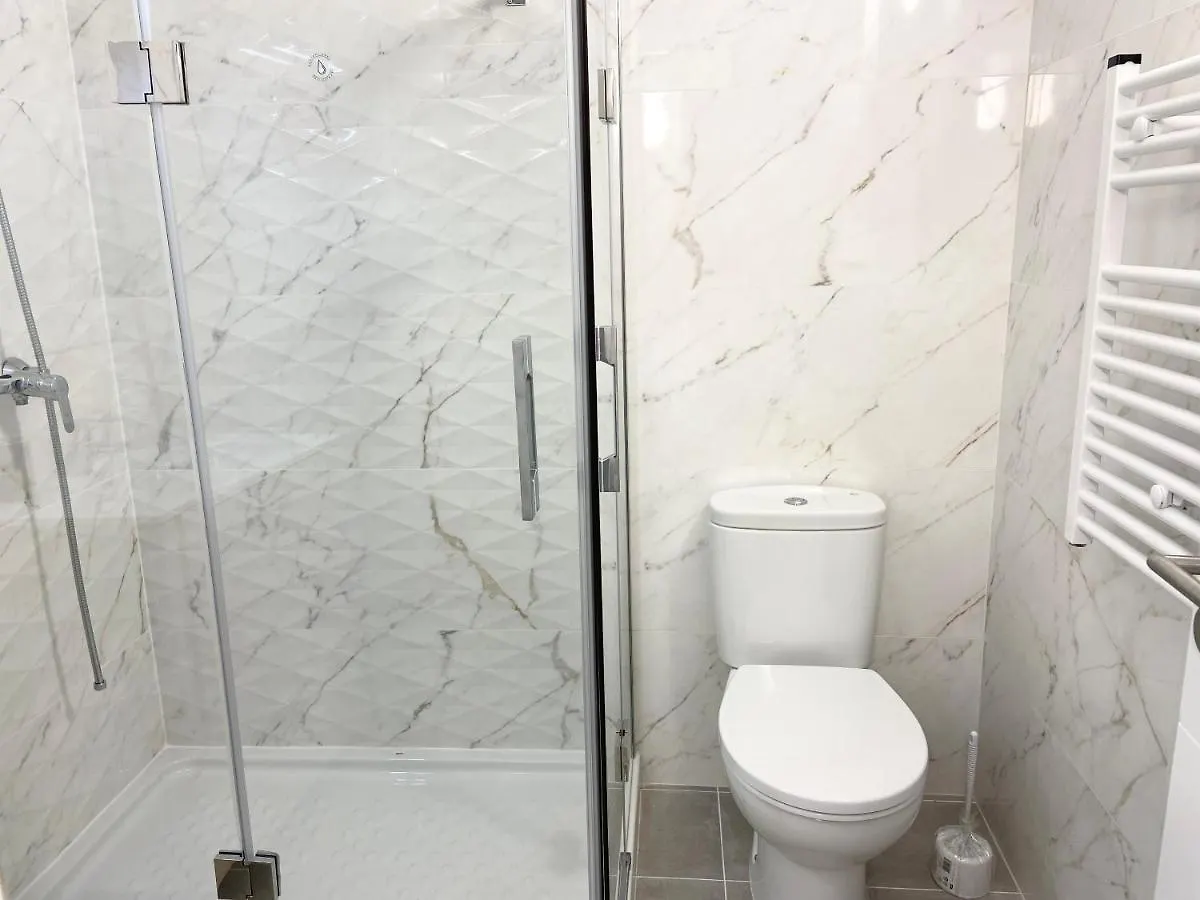 Unique Waterfront Duplex On The Mediterranean - Caleta, Catalan Bay Gibraltar Apartment
